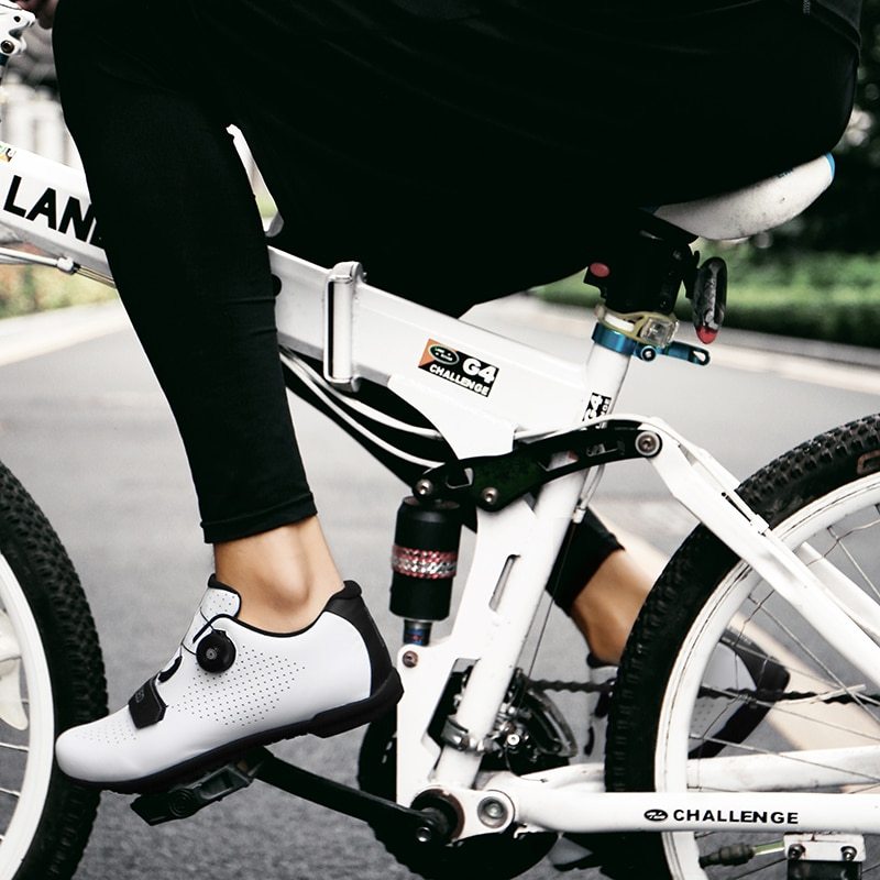Durable Bicycle Riding Shoes for Road and Mountain Cycling